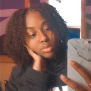 Meet your Posher, Reagan